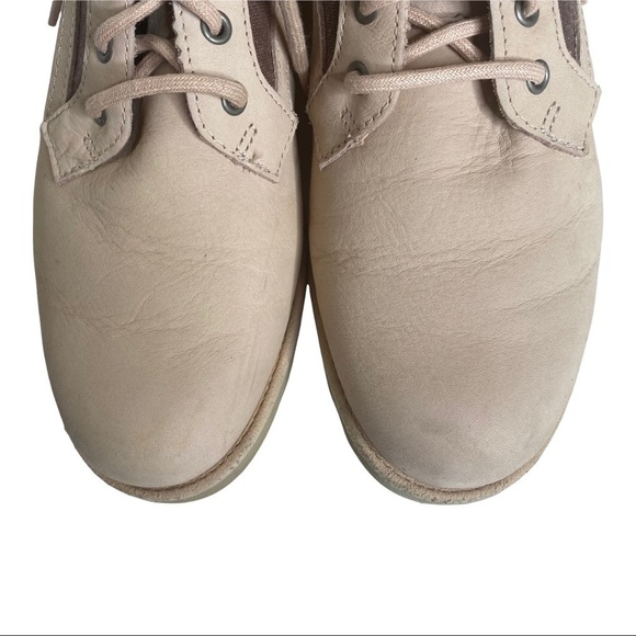 UGG Bethany Boots. Size 8 1/2 - Picture 7 of 12